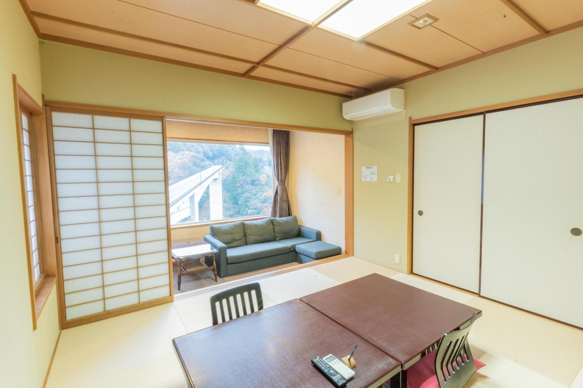Irodori Koyo Hotel Komono Екстериор снимка